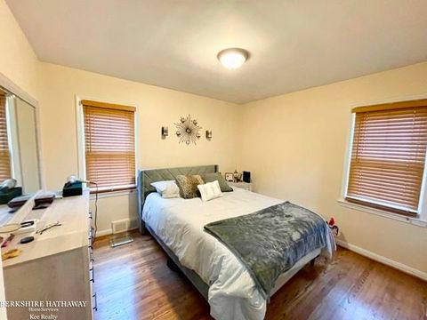 Tiny photo for 20899 Sunnydale Street, St Clair Shores City, MI 48081 (MLS # 58050196404)