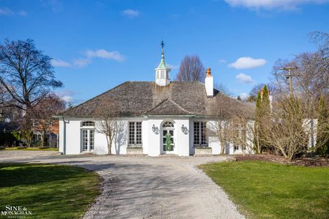 29 Fisher Road Grosse Pointe City MI 48230