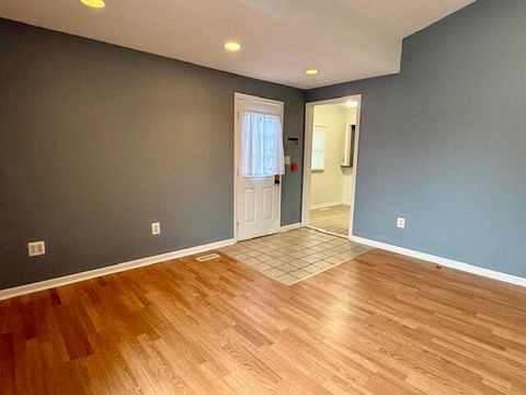 Tiny photo for 1213 Commonwealth Avenue, Ypsilanti Charter Township, MI 48198 (MLS # 81025062426)