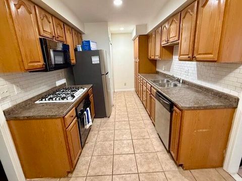 Tiny photo for 1213 Commonwealth Avenue, Ypsilanti Charter Township, MI 48198 (MLS # 81025062426)