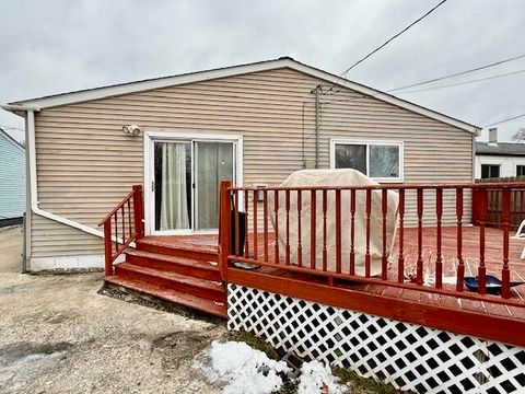 Tiny photo for 1213 Commonwealth Avenue, Ypsilanti Charter Township, MI 48198 (MLS # 81025062426)