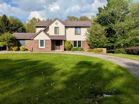 1608 Hartland Woods Drive Hartland Township Livingston MI 48843