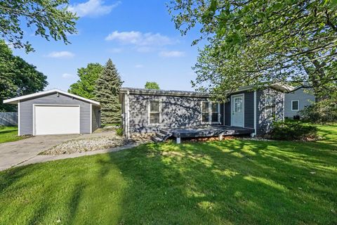 611 Connie Avenue Fremont City MI 49412