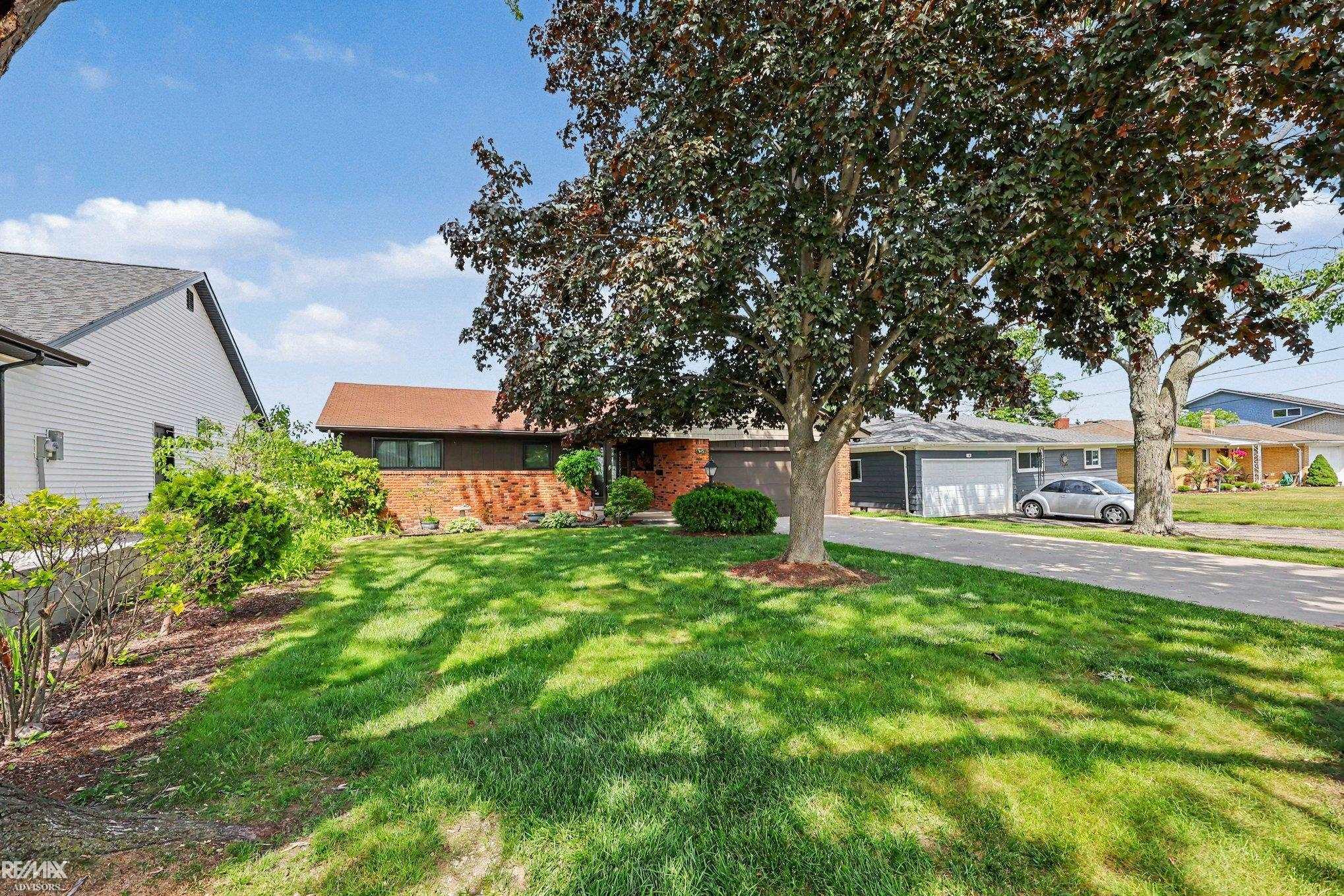 142 Channelsyde Dr Drive