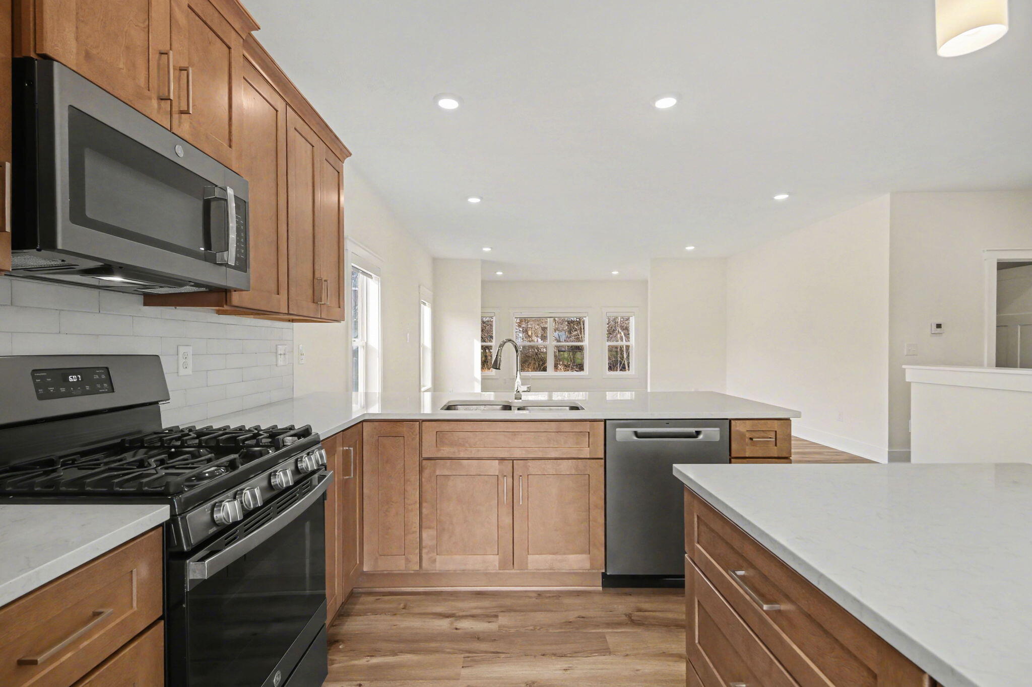 2785 W Cobblestone Court SE