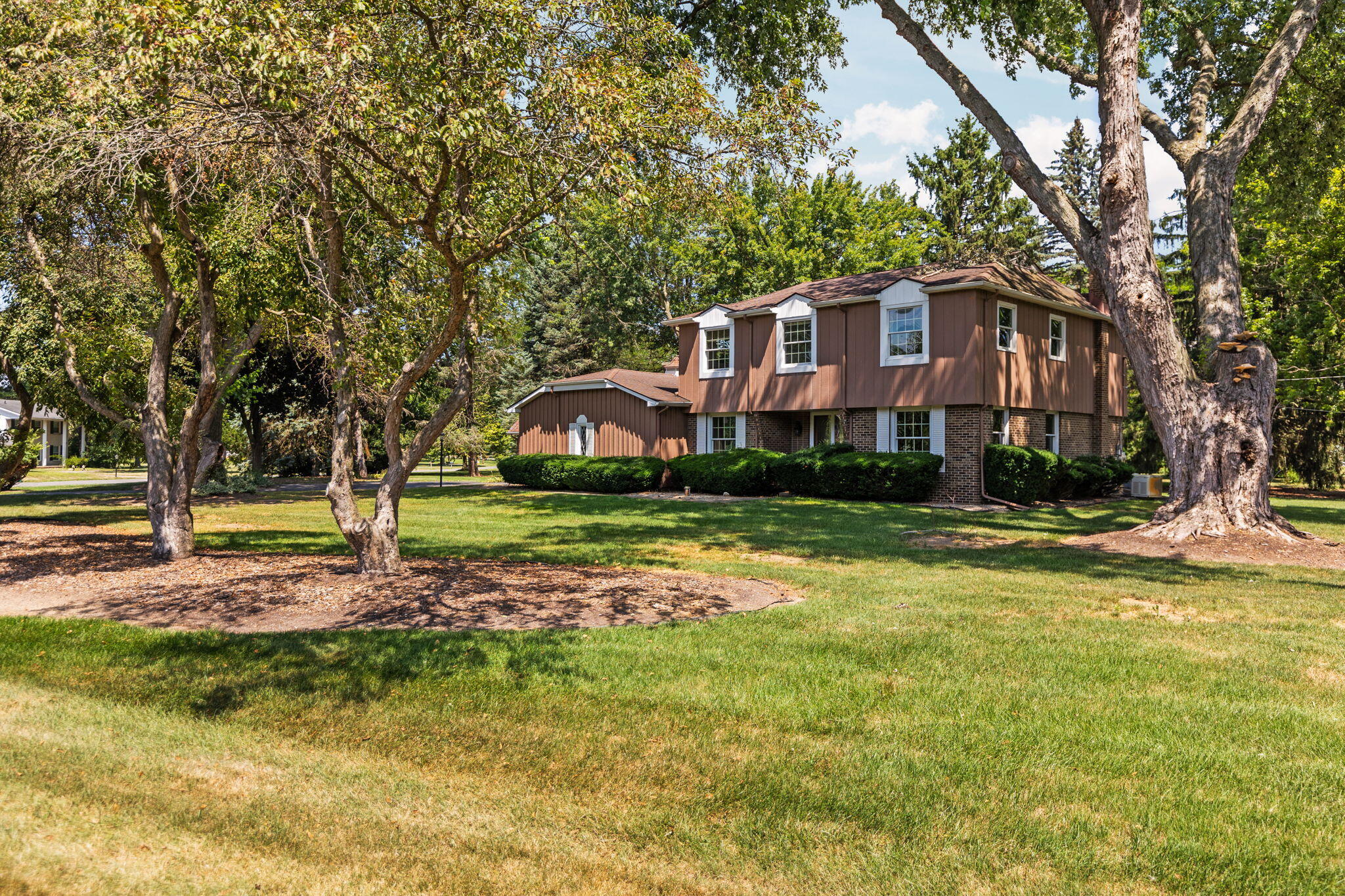 3540 Meadow Lane