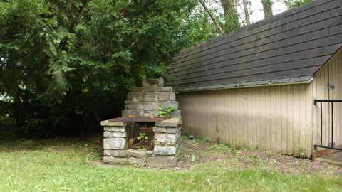 A home in SaginawCharterTownship_Saginaw