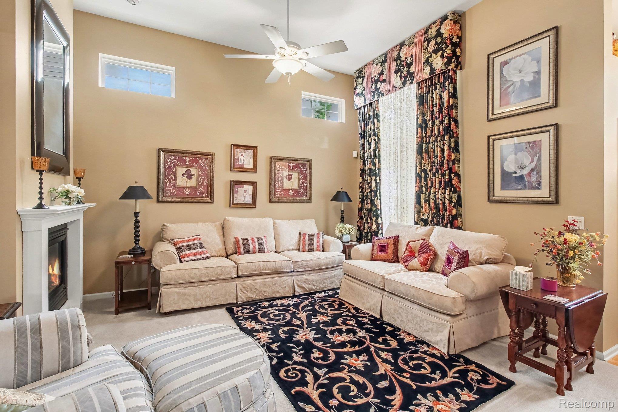 5207 Sandalwood Circle