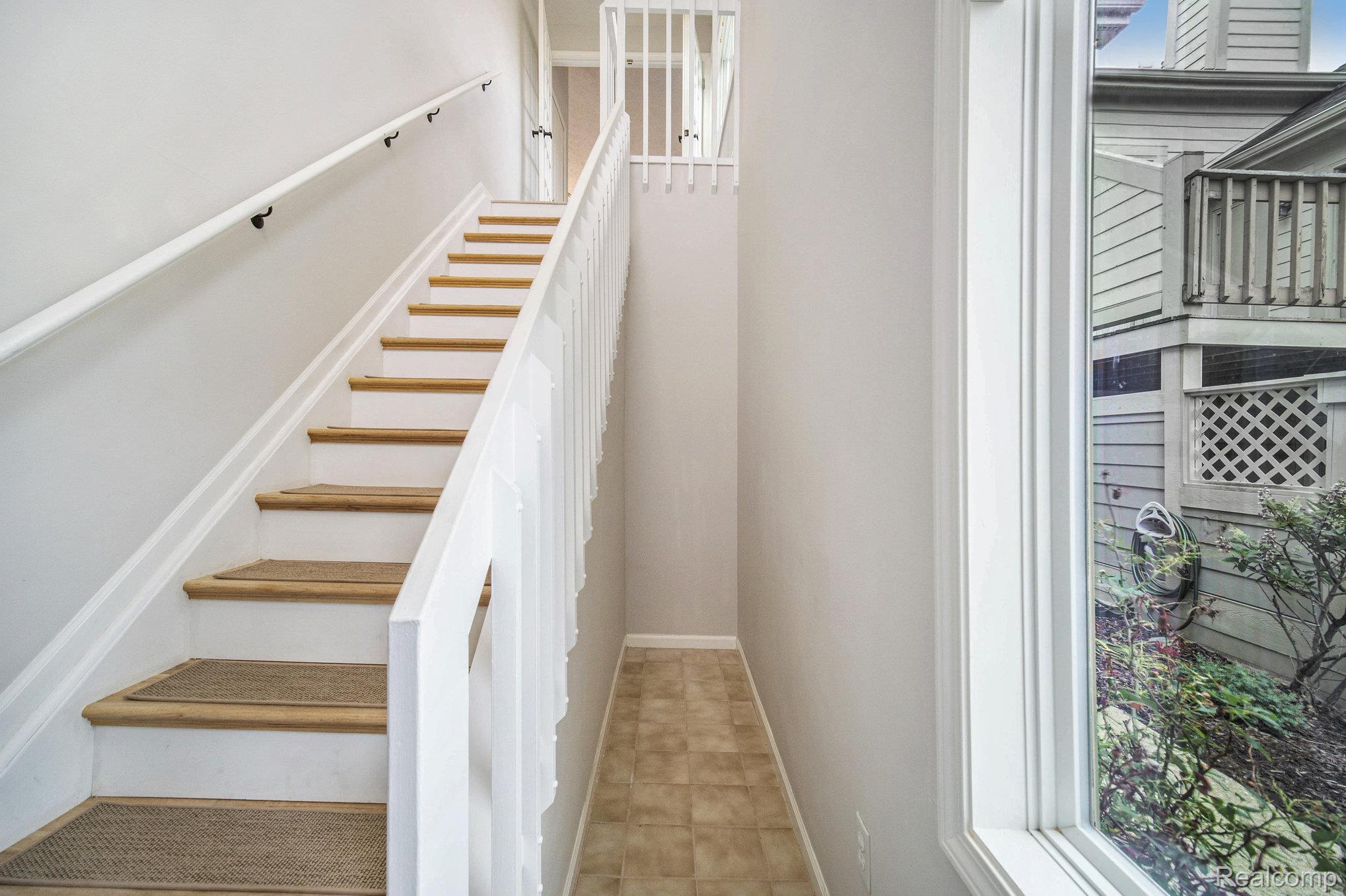 1623 LONG MEADOW TRAIL