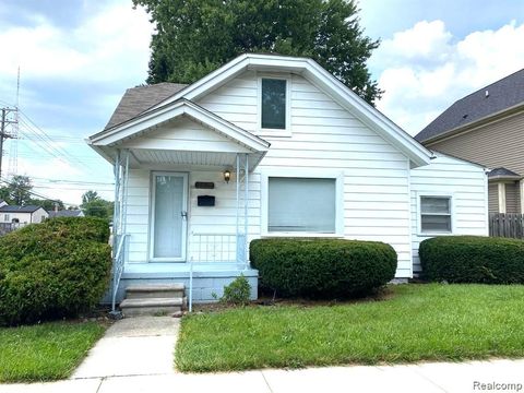 2105 MANATEE Street Ferndale City MI 48220