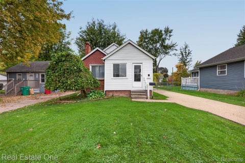 Photo for 22457 Piper Avenue W