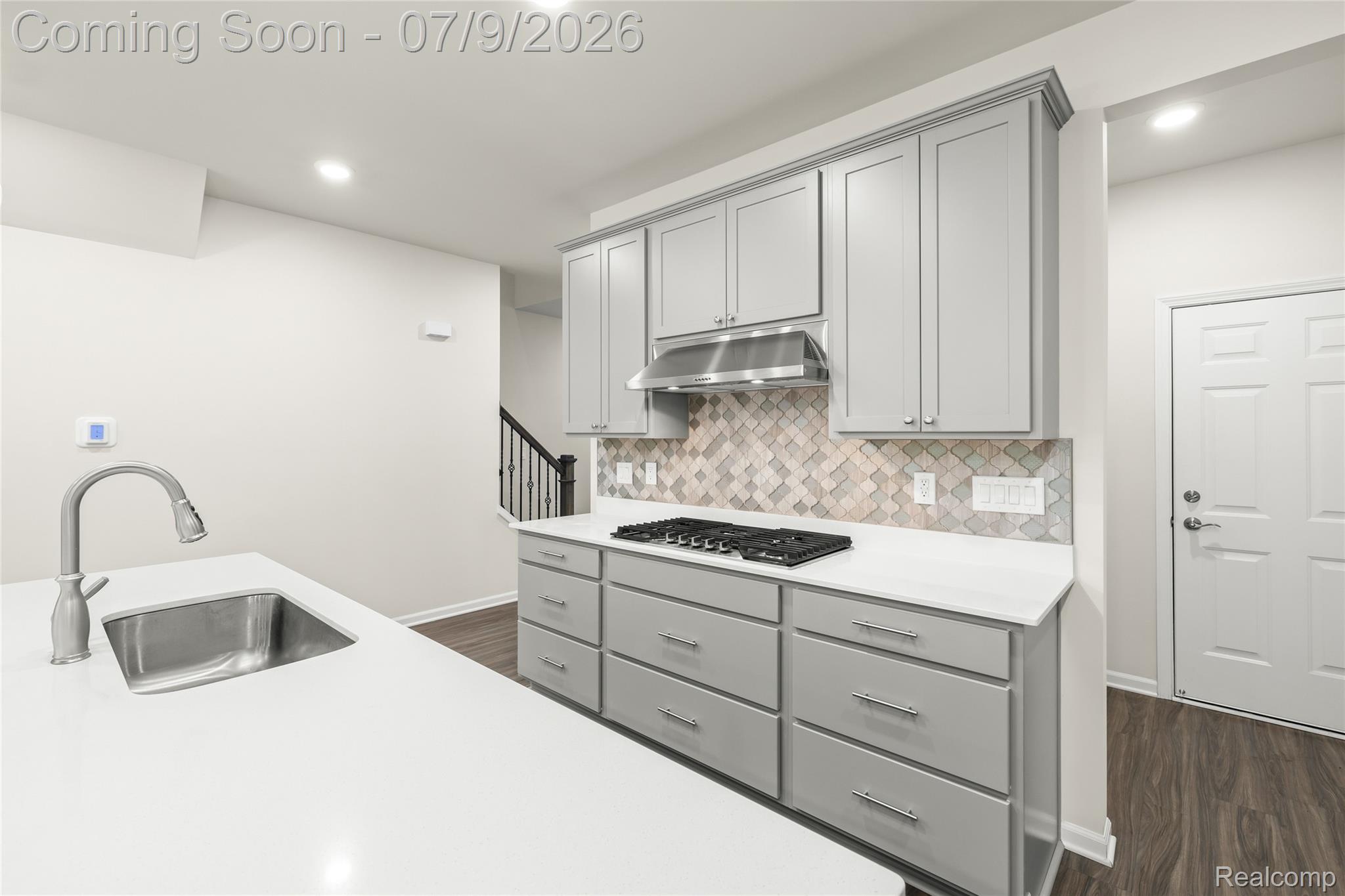 208 Addison Circle