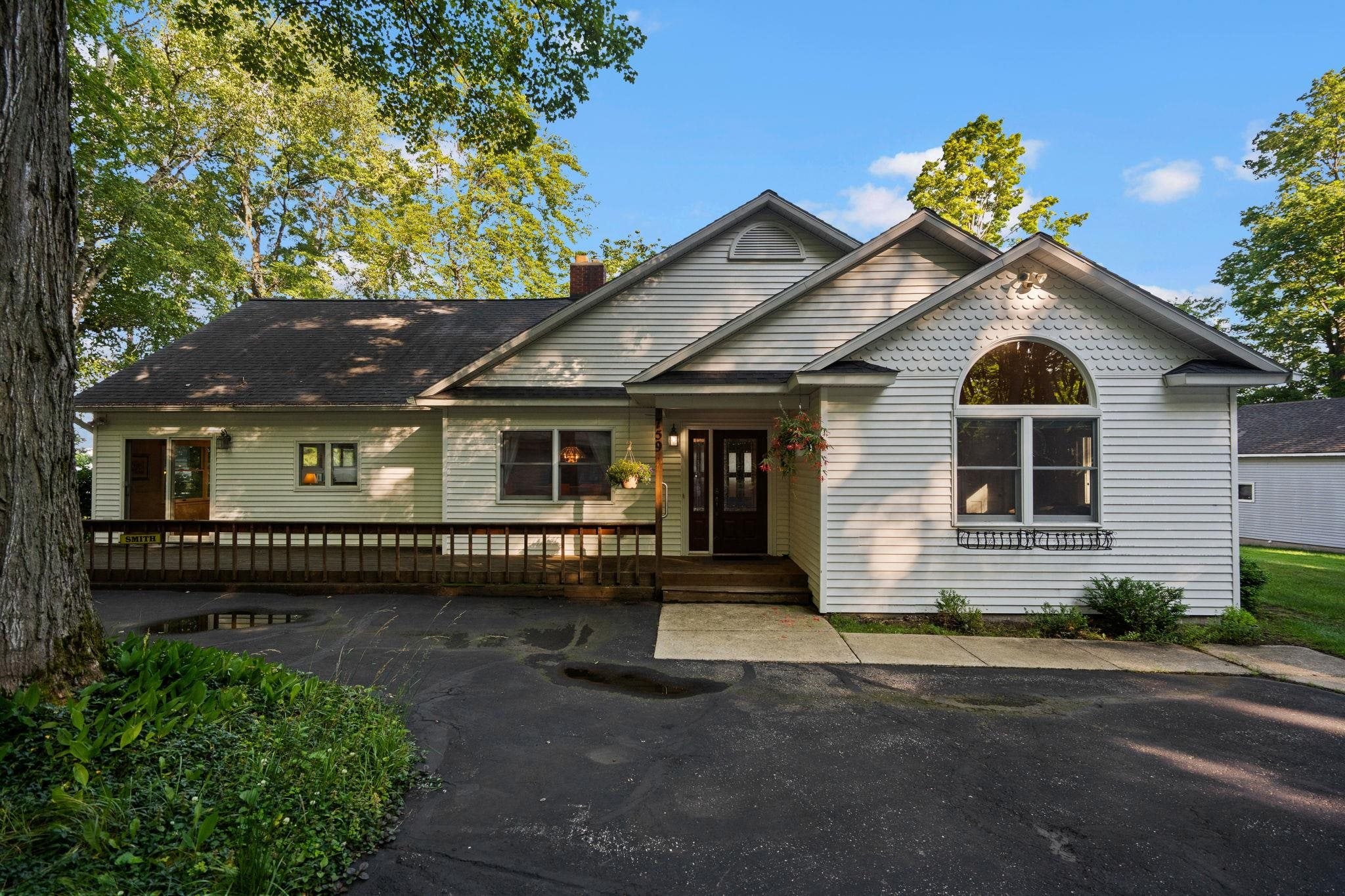 759 N South Long Lake Road