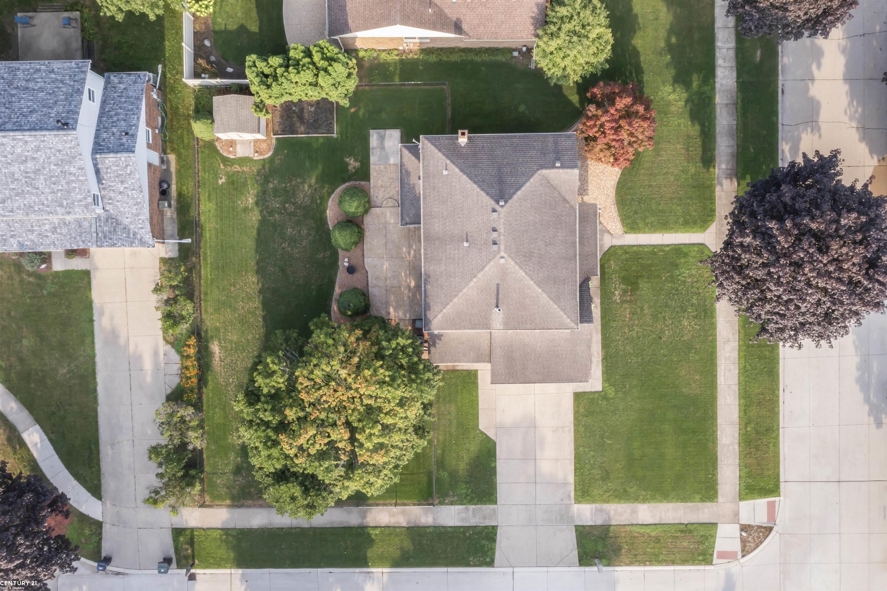42205 Arcadia Drive