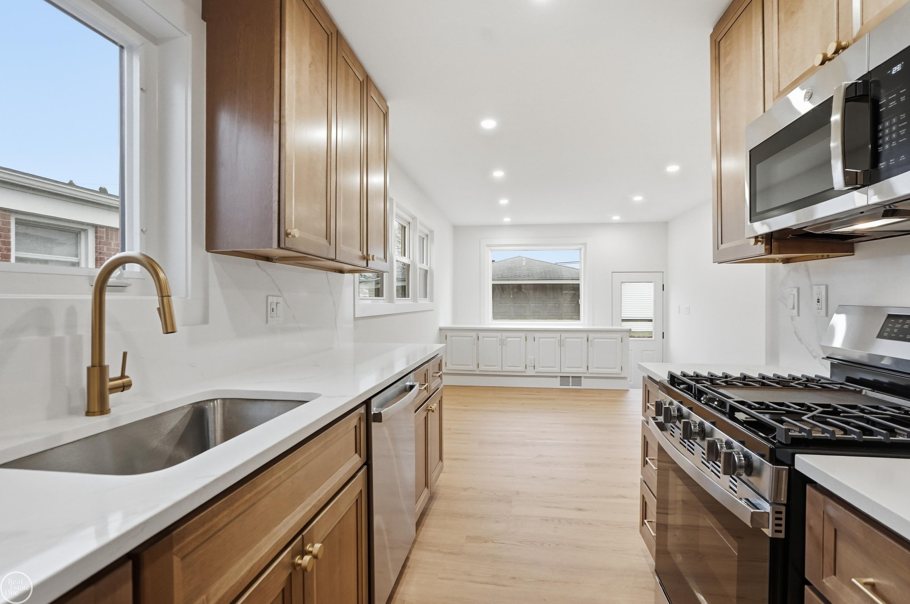 18050 Winsome Street