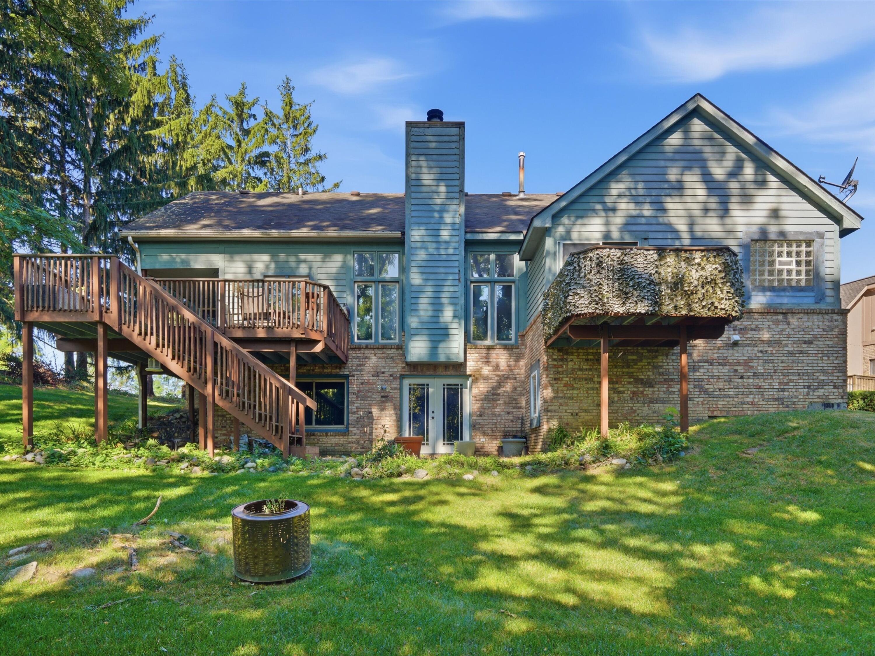 5220 Huron Hills Drive
