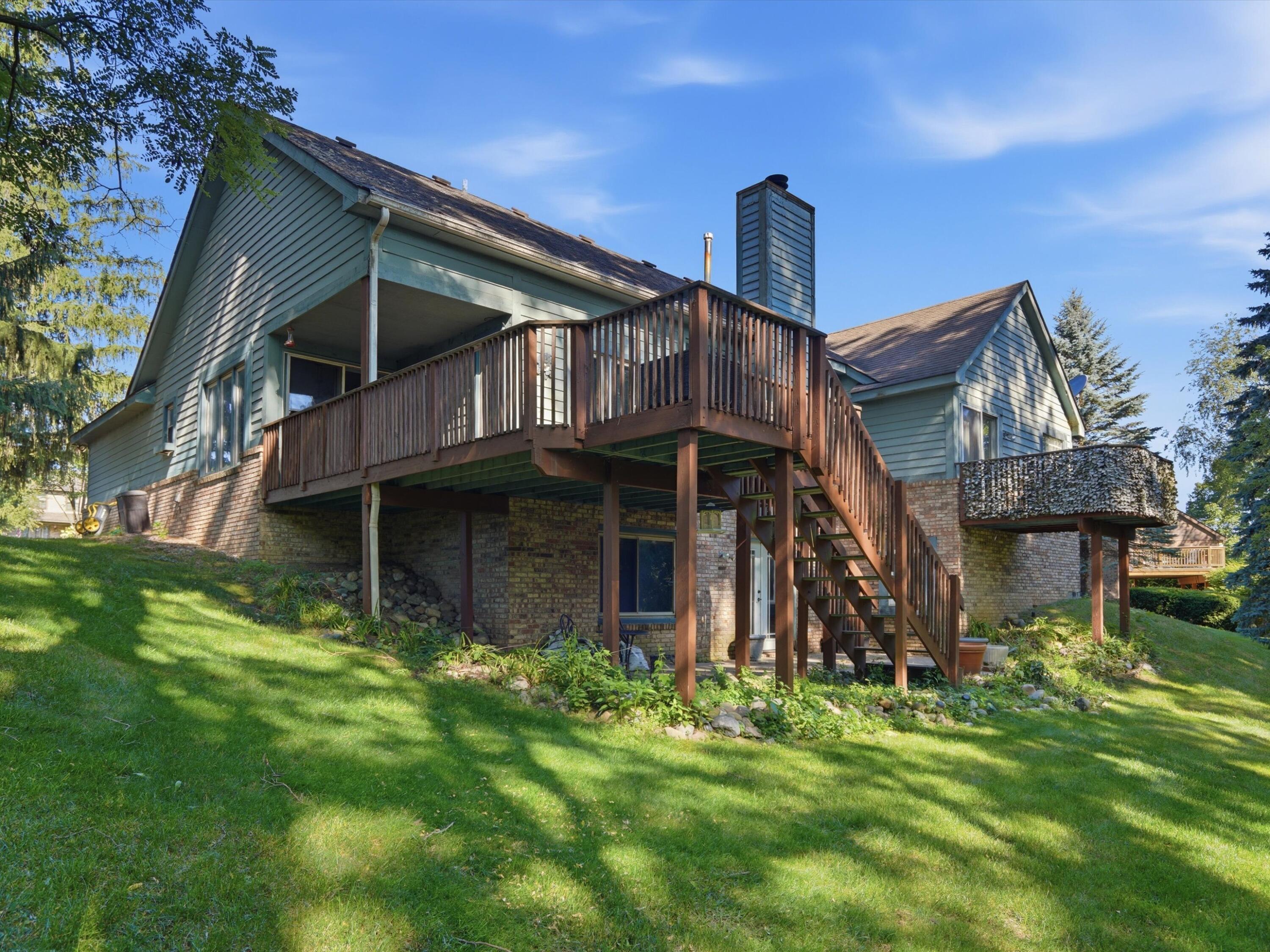 5220 Huron Hills Drive