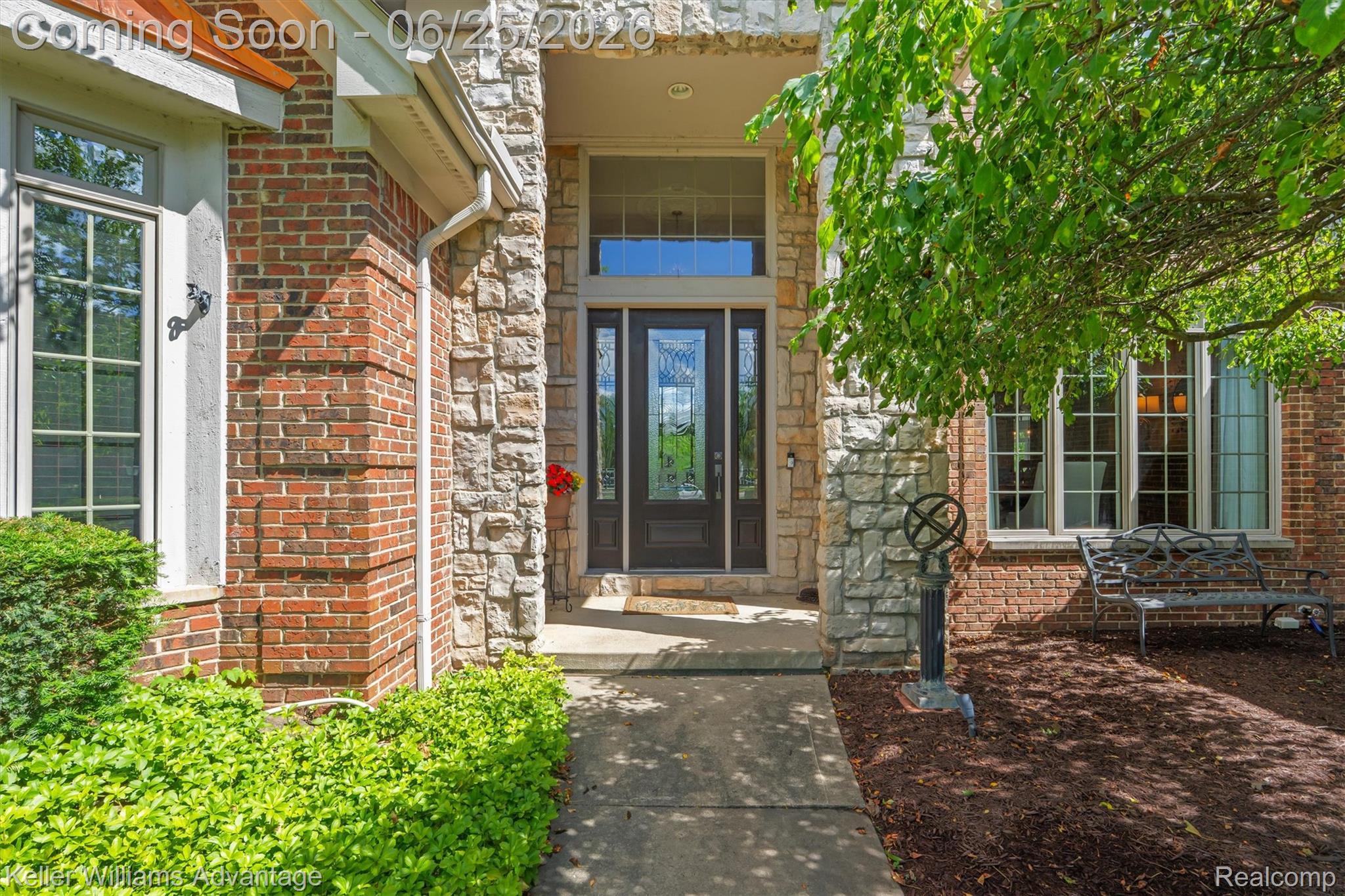 22878 Tree Top Court