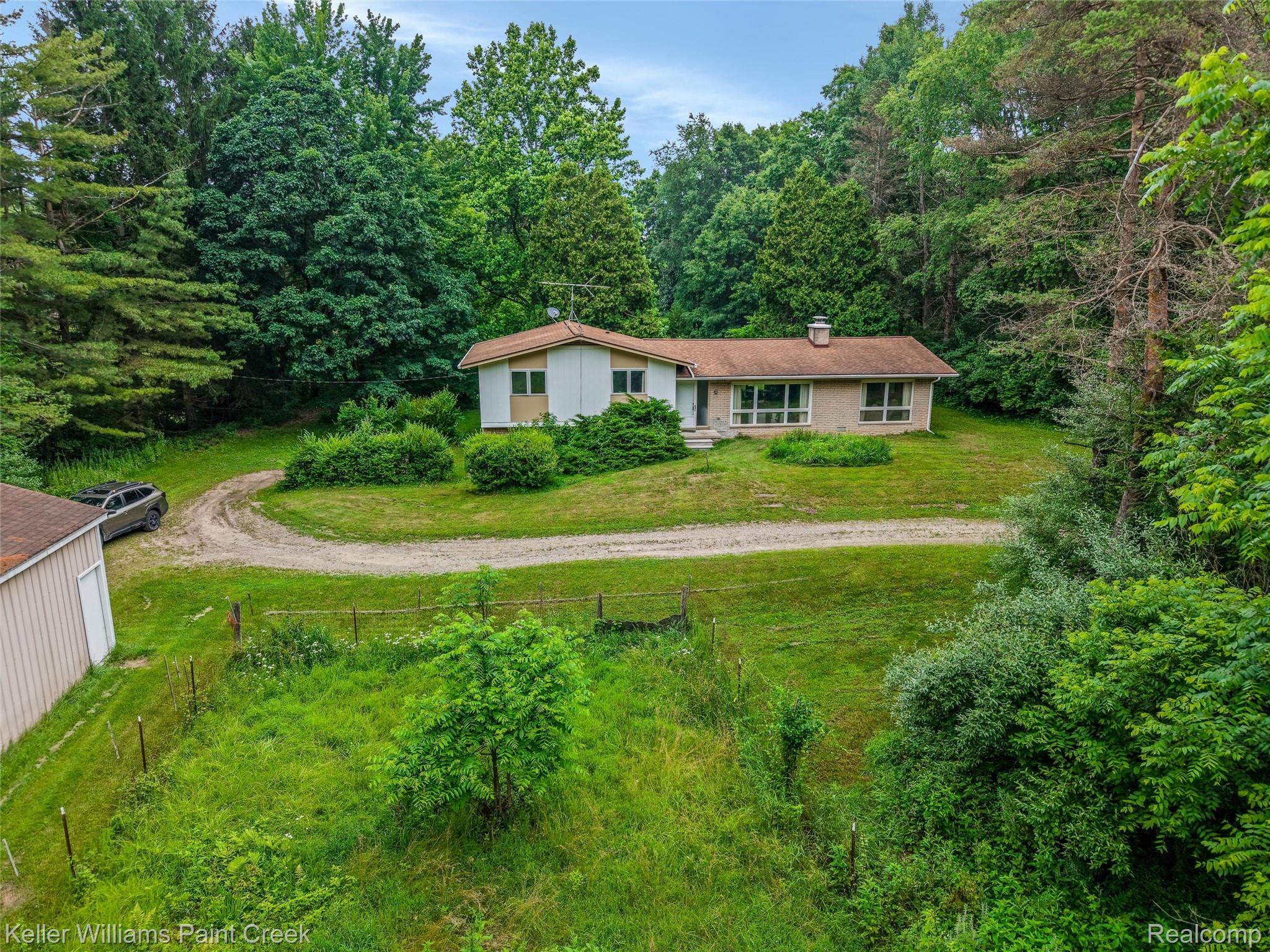 4464 Foxwood Drive