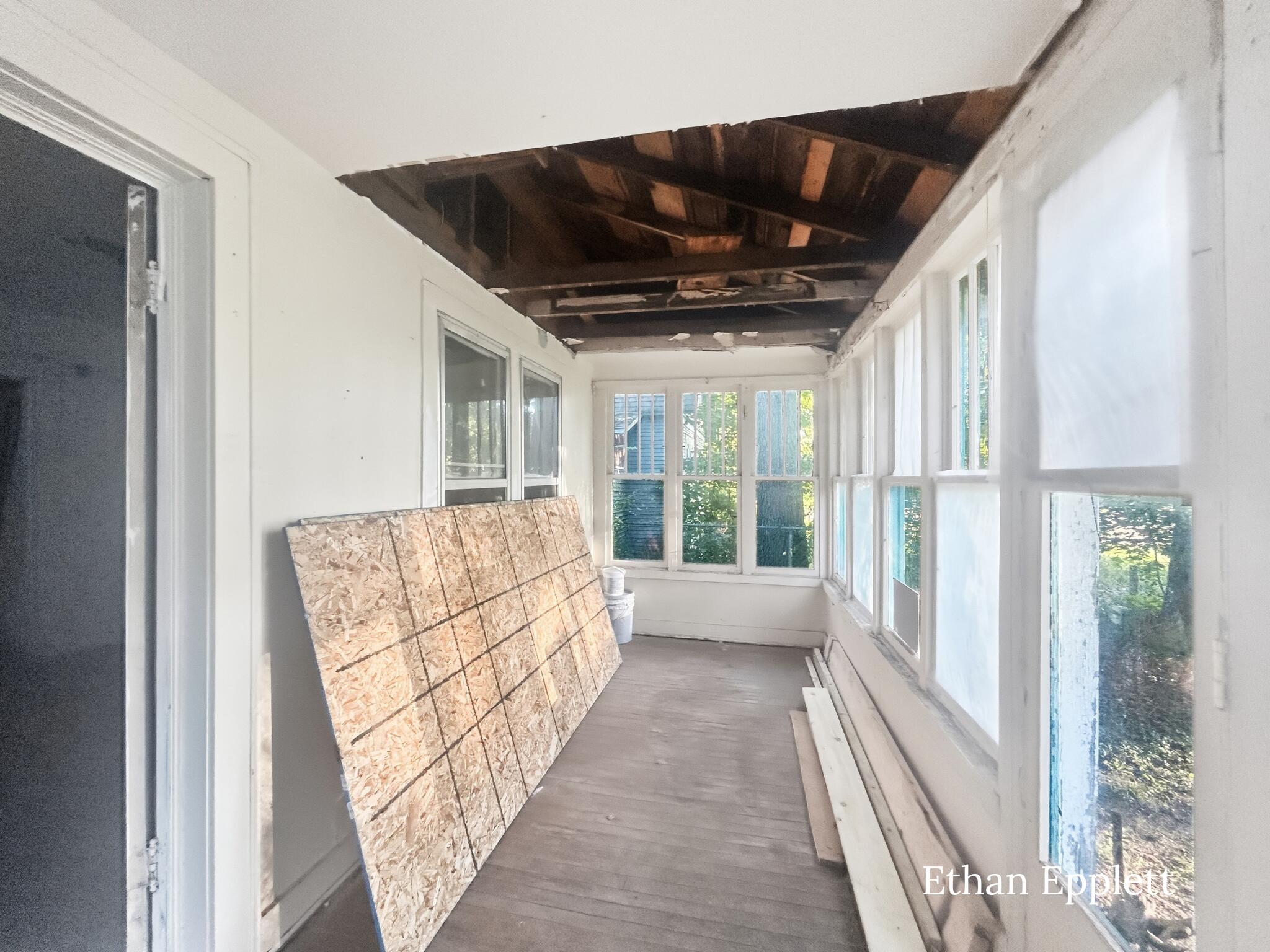 2405 Howden Street