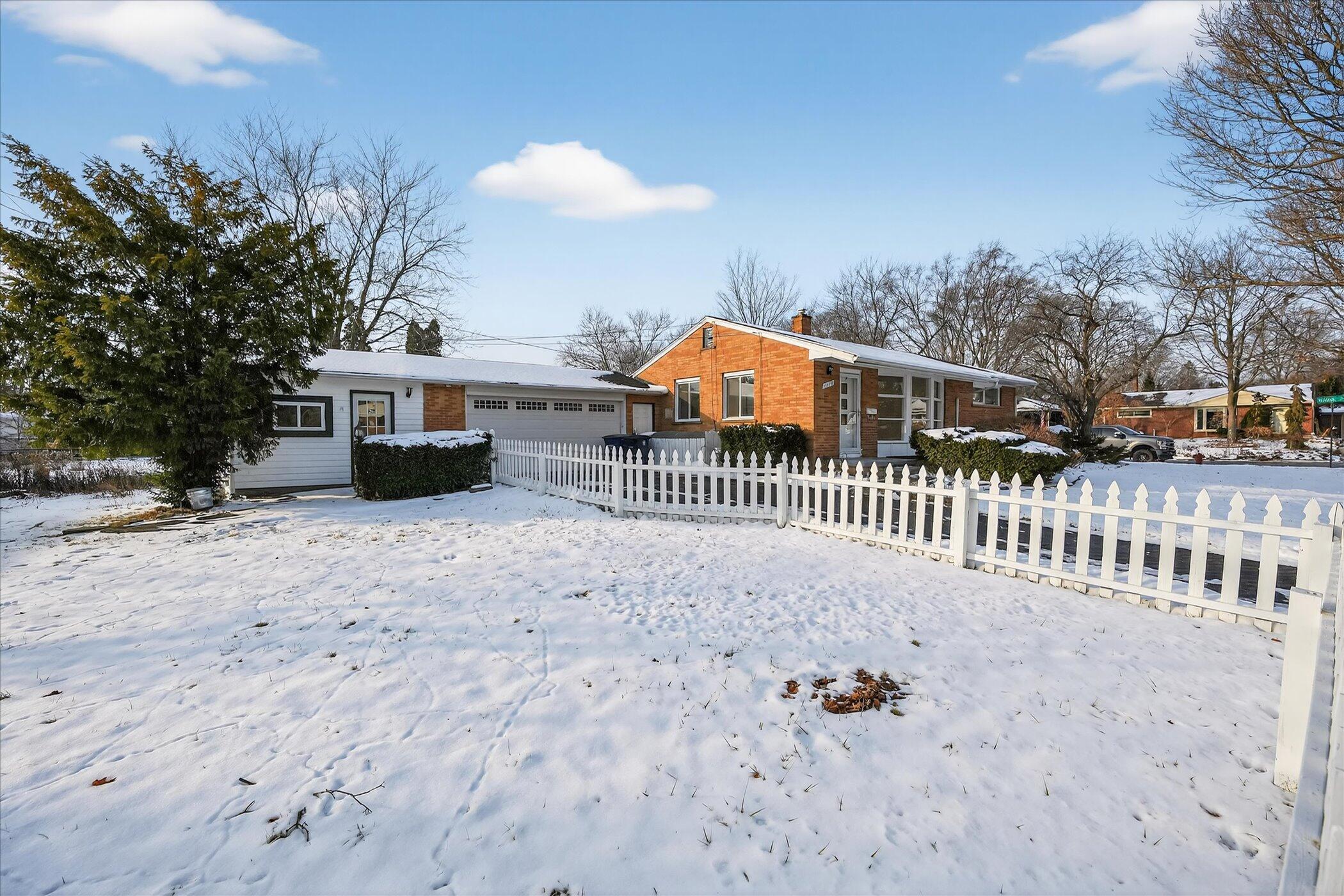 1614 Winsted Boulevard