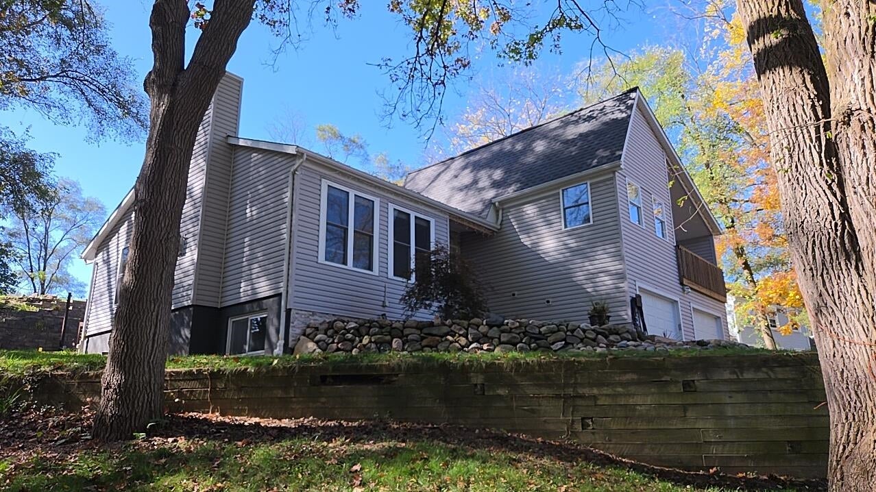 8281 Kimble Drive