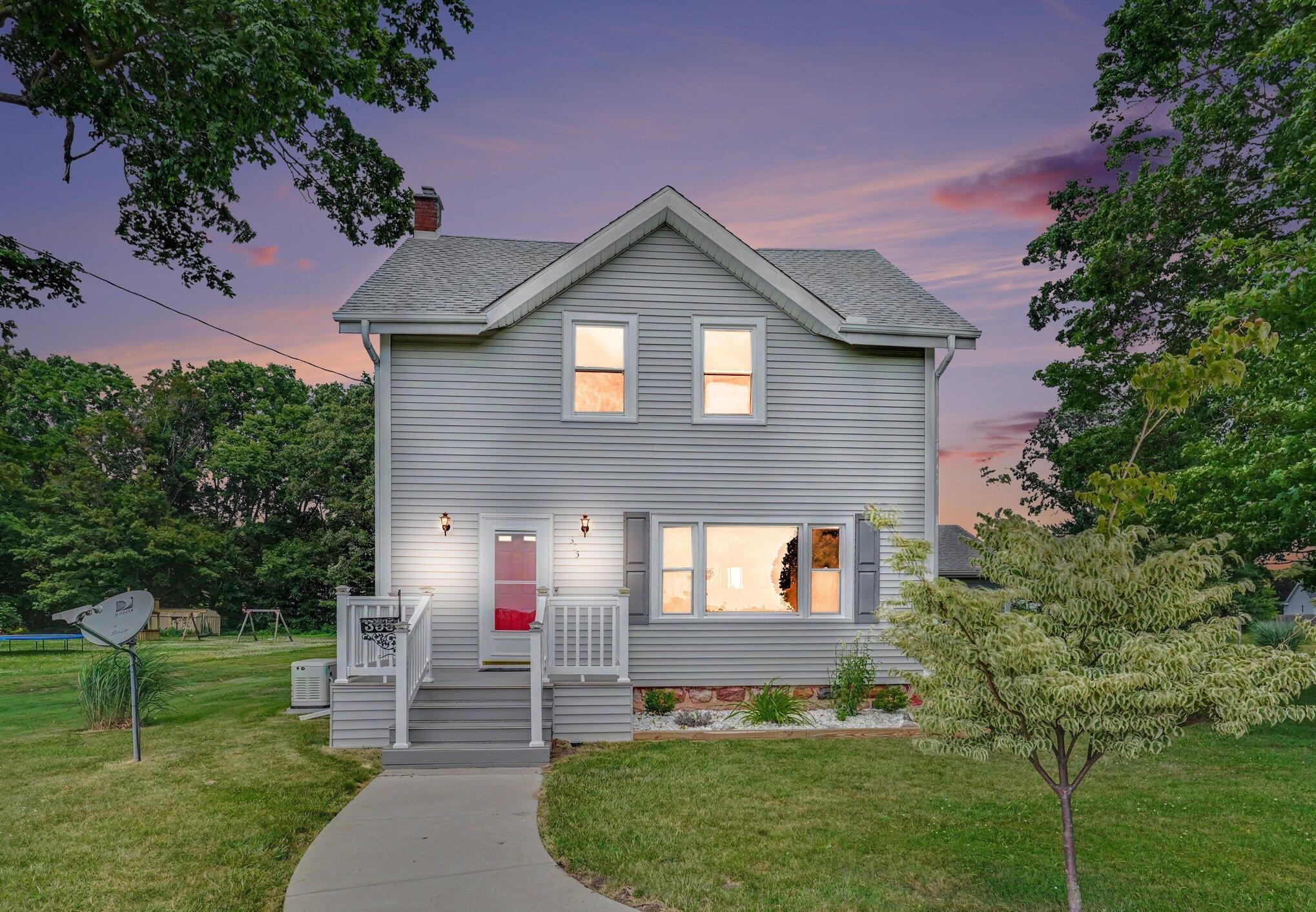 355 E Maple Street