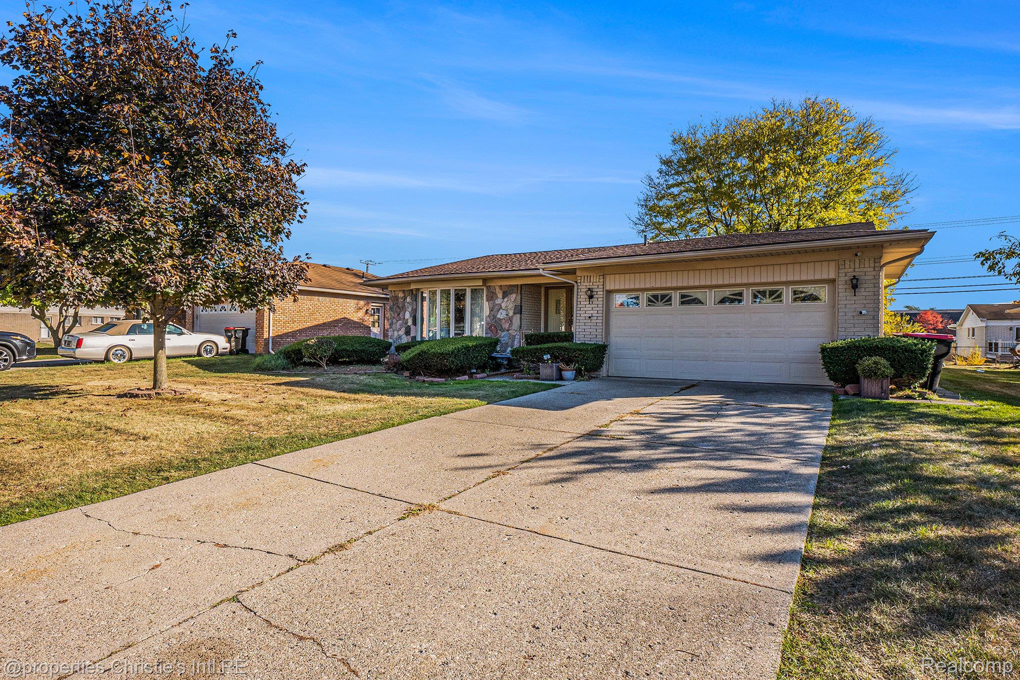 16221 Pennsylvania Street