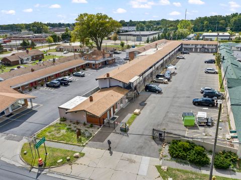 25911 W MICHIGAN AVE Avenue Inkster City MI 48184