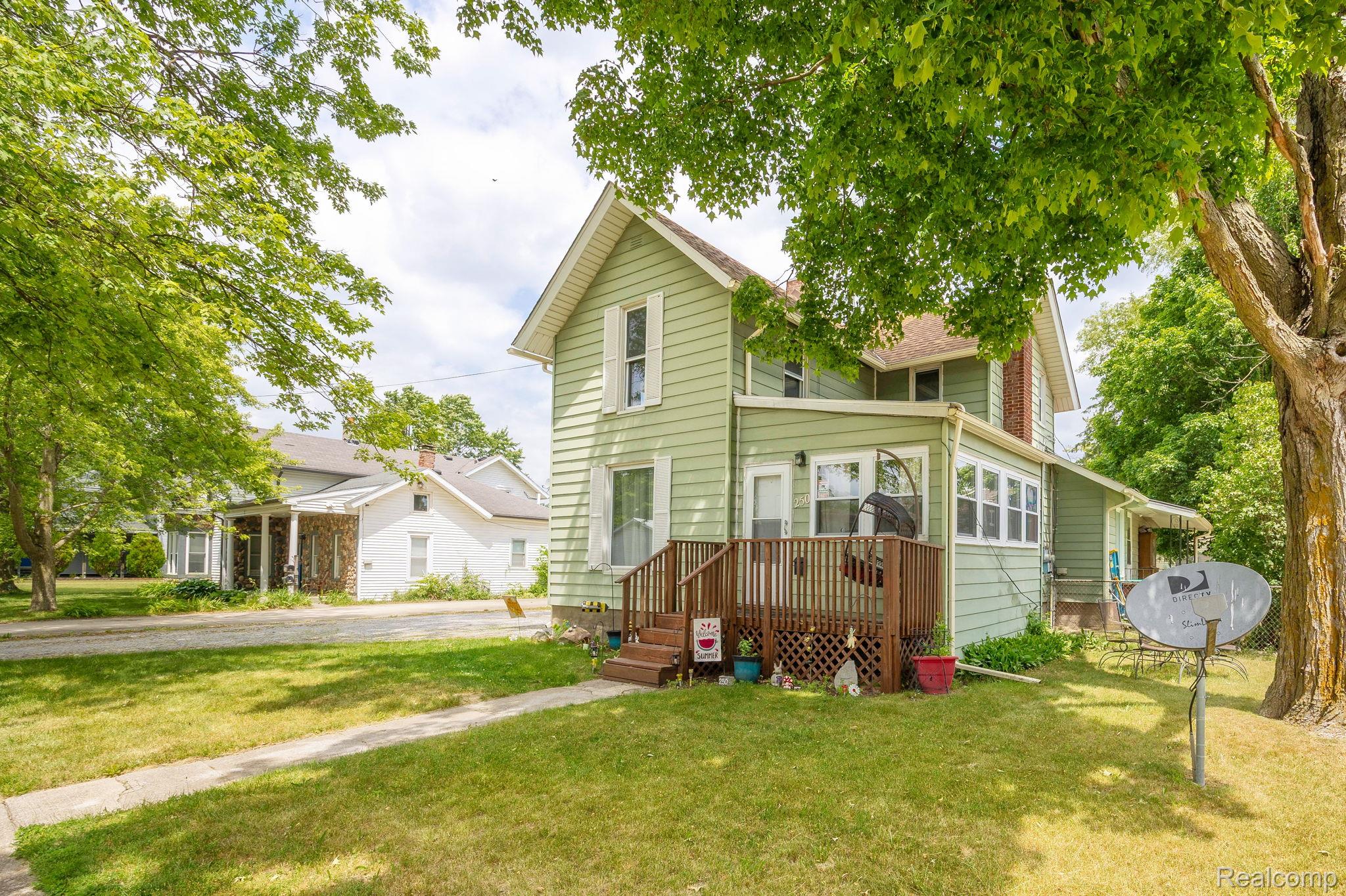 250 1st Street