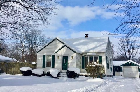 2529 Lake Shore Drive Howard Township MI 49120