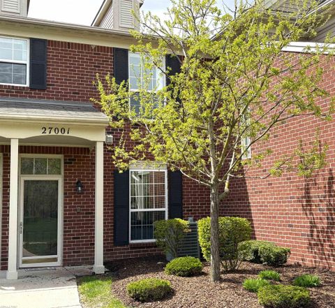 Photo of 27001 Carrington Place, Harrison Charter Township, MI 48045 (MLS # 58050204750)