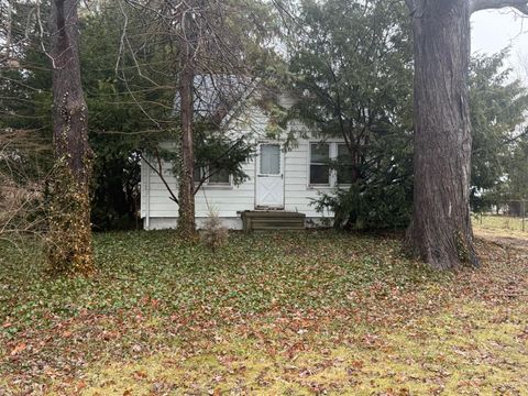 12071 Devoe Street Southgate City MI 48195