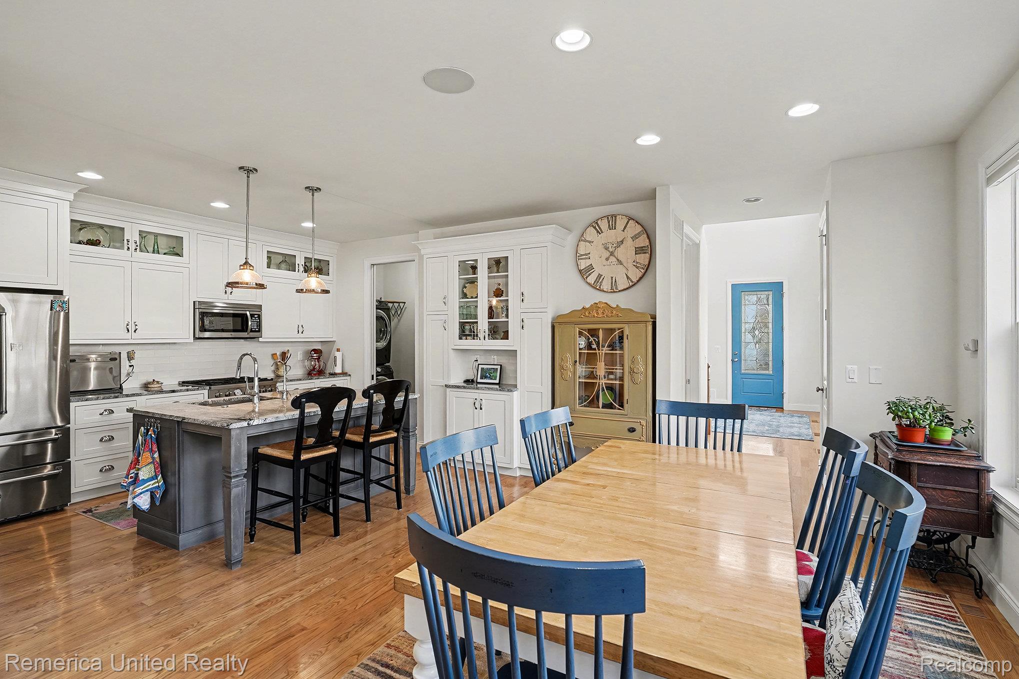 301 River Wood Trail