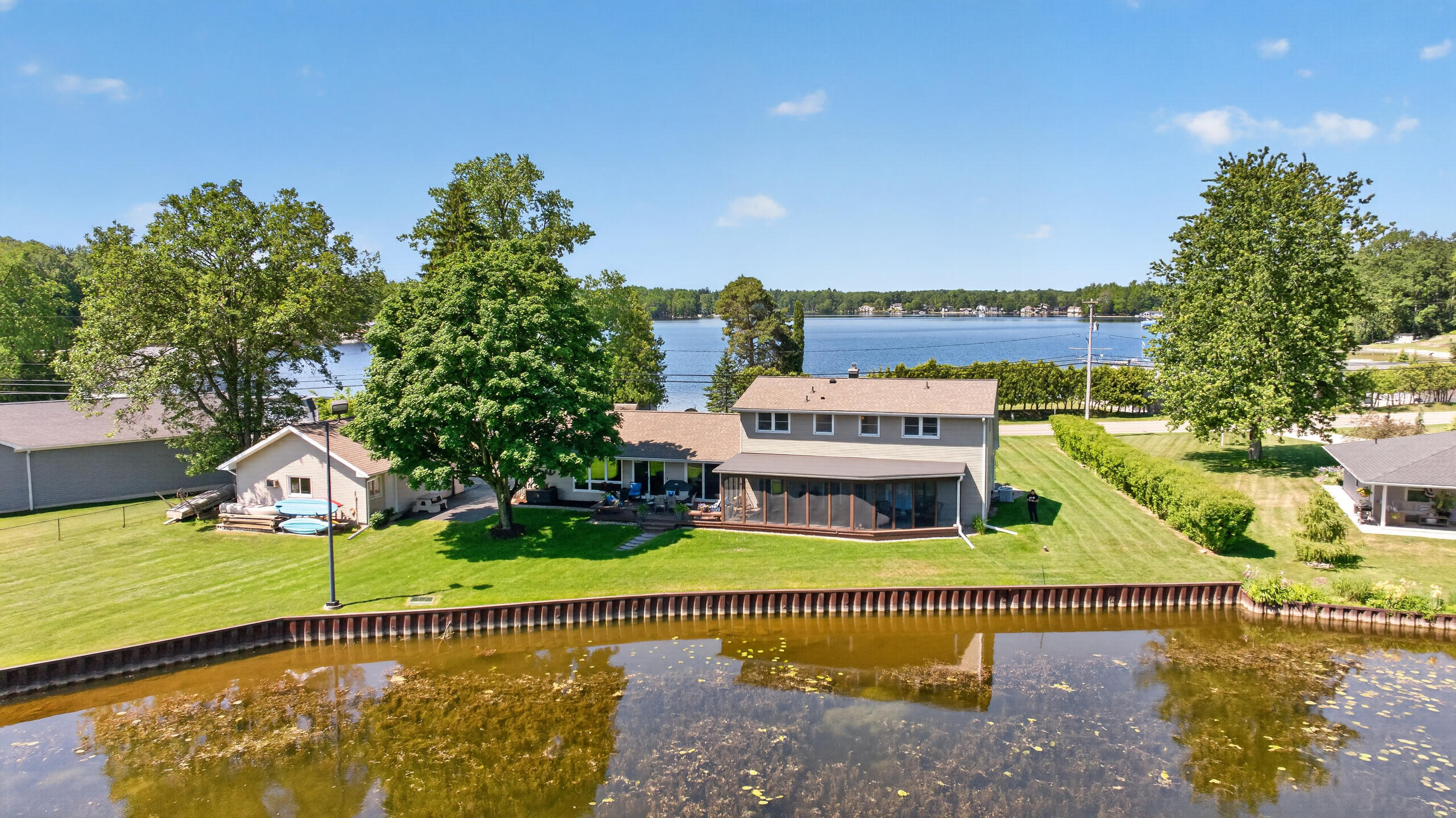 5775 Browns Lake Road