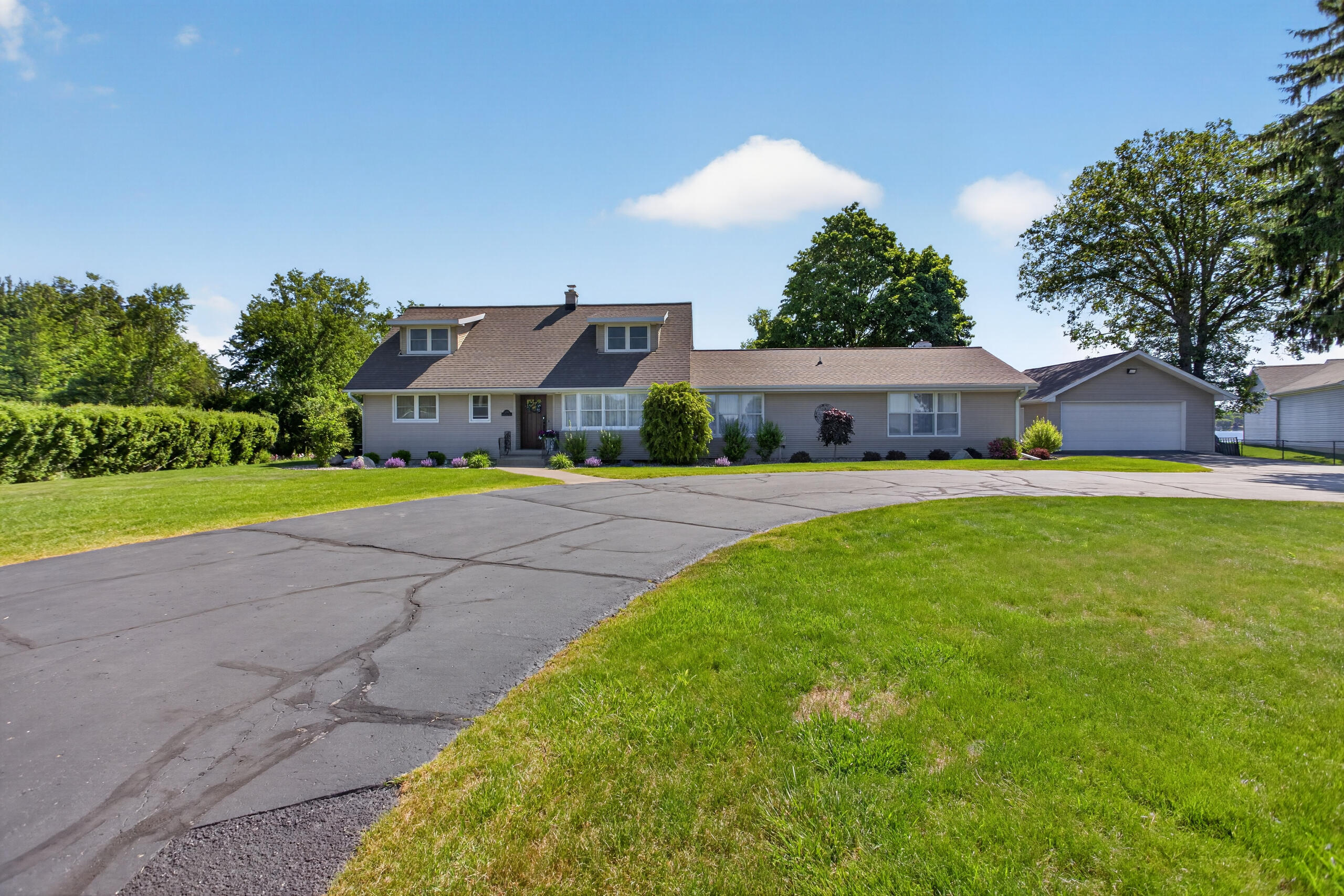 5775 Browns Lake Road