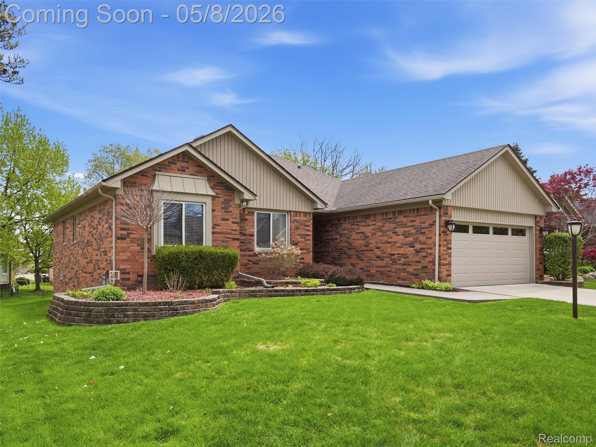 1669 Treeside Drive