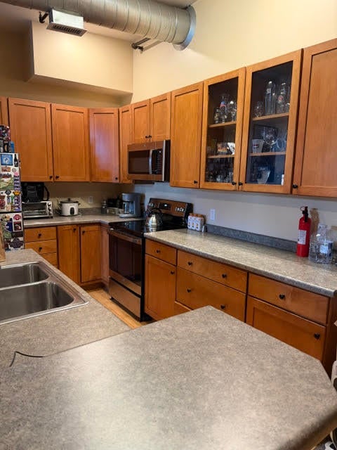 222 N Kalamazoo Mall 390