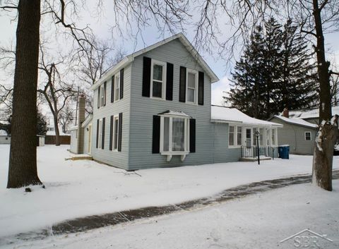 218 S church Street Standish City MI 48658