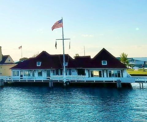 9963 S Channel Dr Clay Township MI 48028