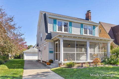 Photo of 2342 Paris Avenue SE, Grand Rapids City, MI 49507 (MLS # 65026056029)