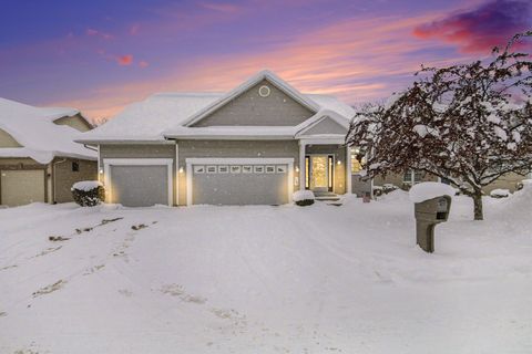 1087 Barrington NW Walker City MI 49534