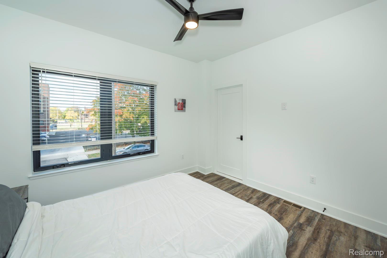 DetroitCity_Wayne, Michigan 48206, United States, 2 Bedrooms Bedrooms, ,3 BathroomsBathrooms,Residential,Pending,103768