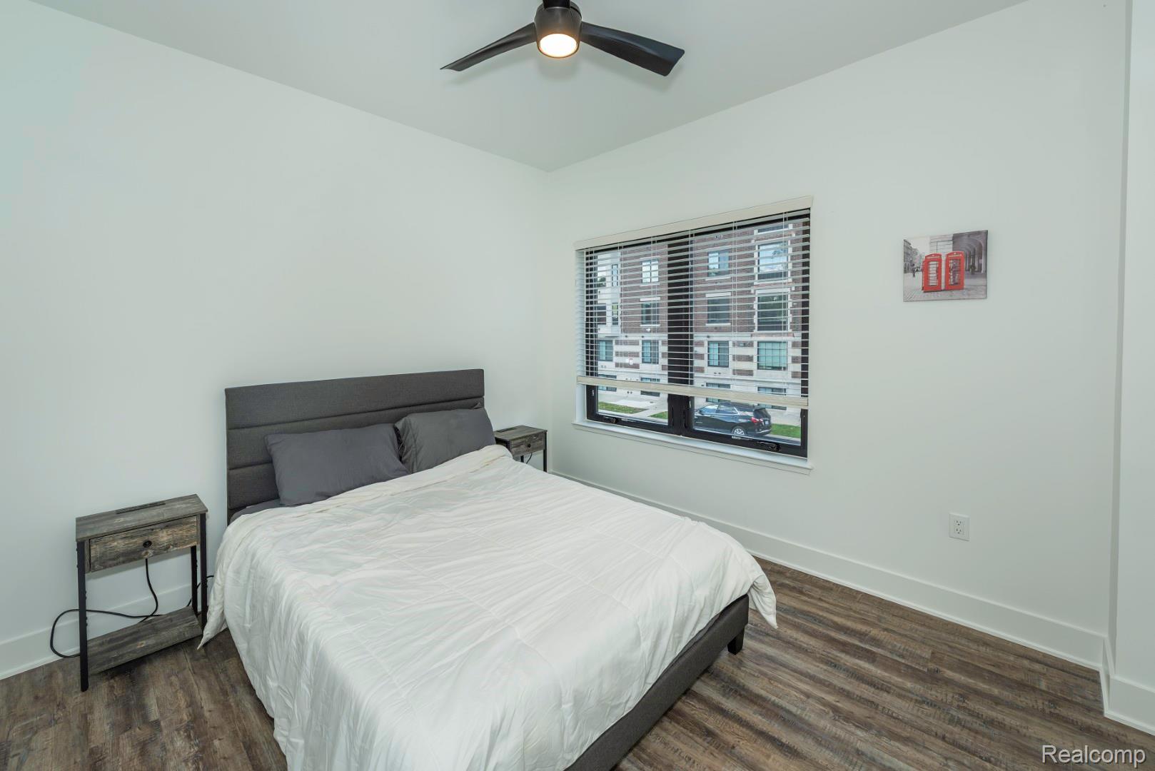 DetroitCity_Wayne, Michigan 48206, United States, 2 Bedrooms Bedrooms, ,3 BathroomsBathrooms,Residential,Pending,103768