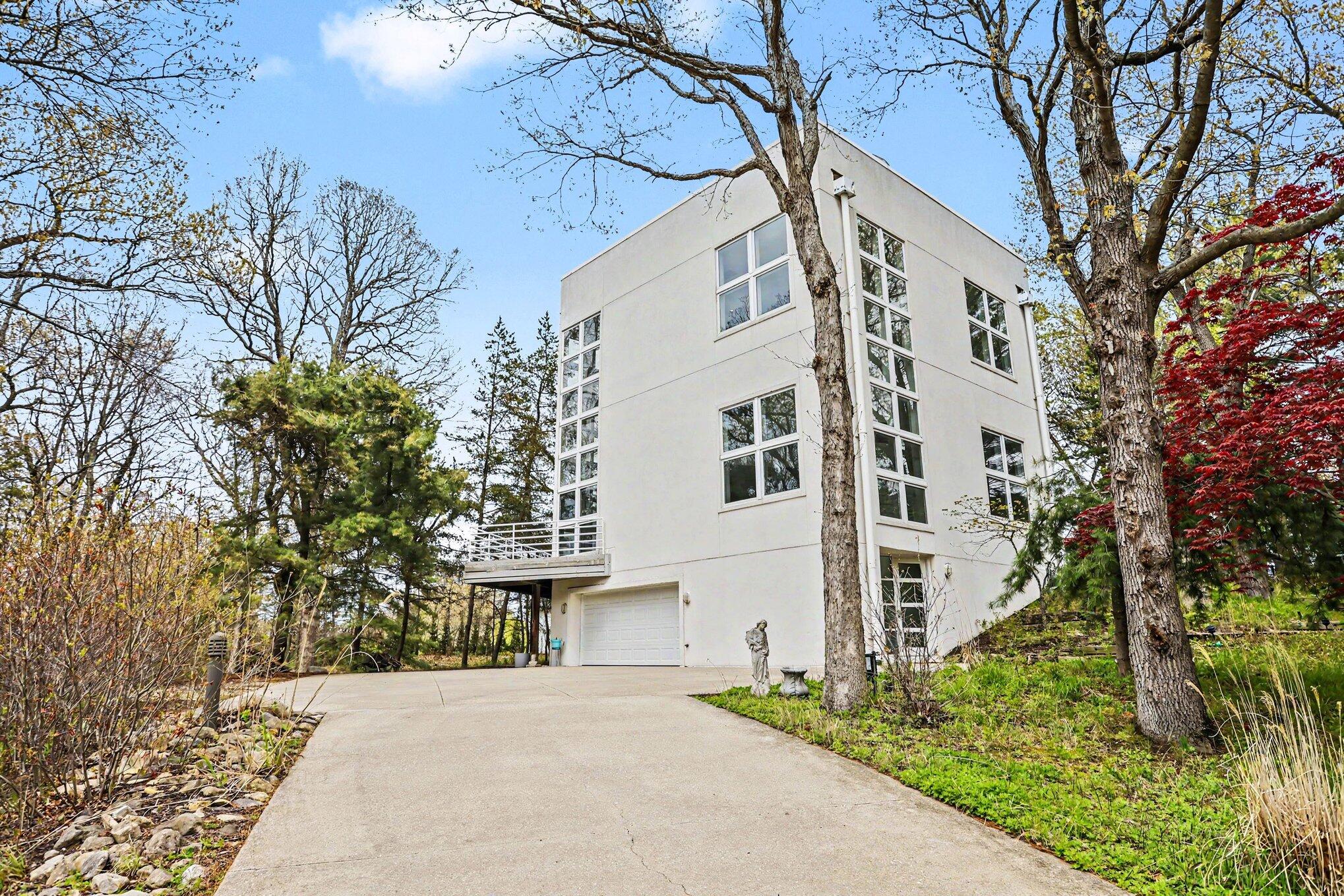 51212 Deer Park Drive