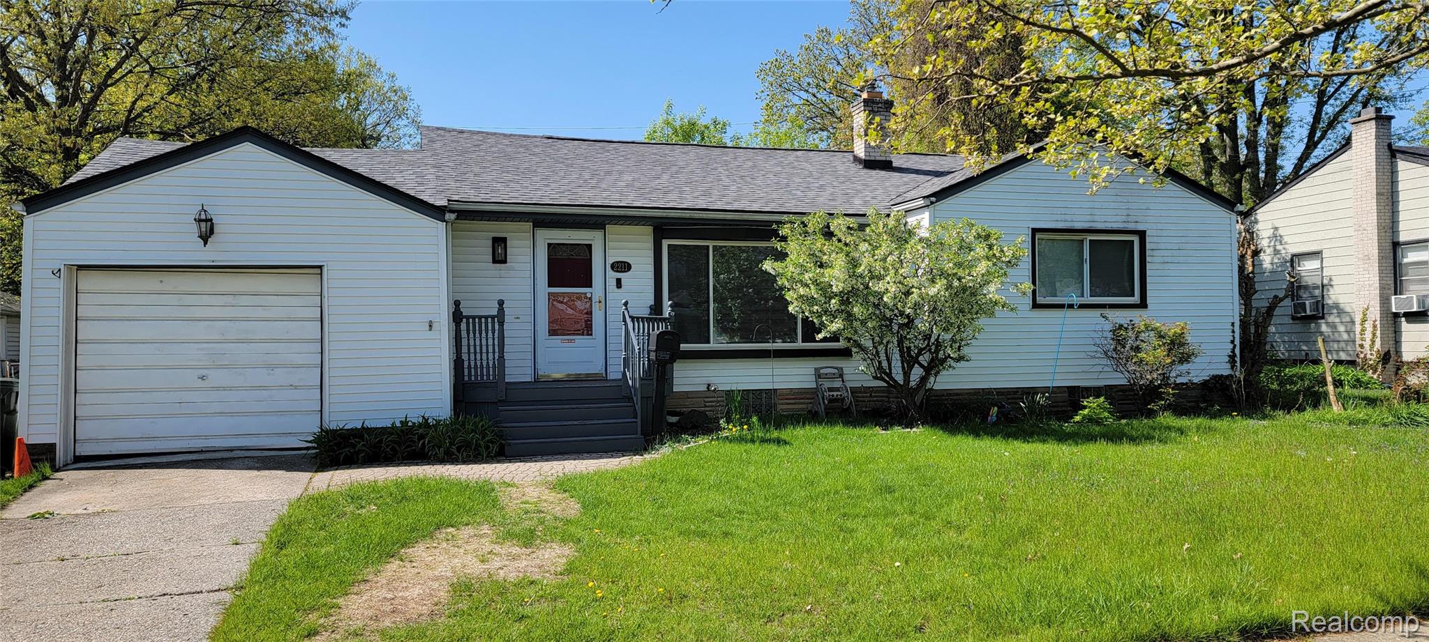 Grosse Pointe Woods City, Michigan 48236, United States, 3 Bedrooms Bedrooms, ,2 BathroomsBathrooms,Residential,Active,139669