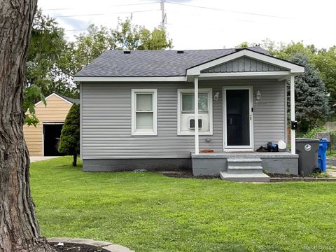 26431 TROWBRIDGE Street S Inkster City MI 48141