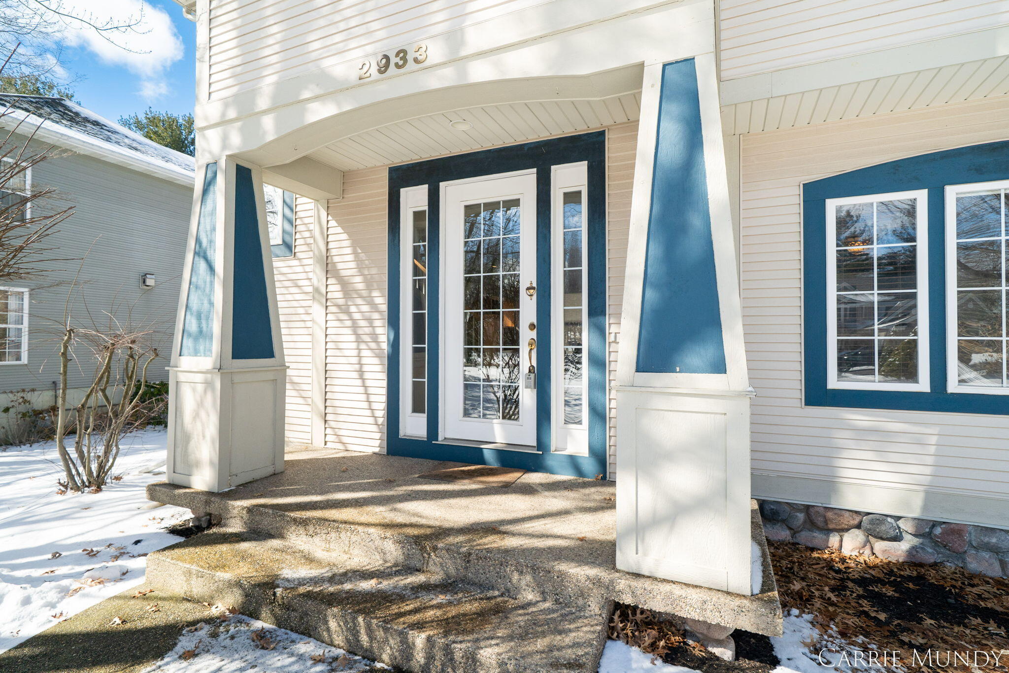 2933 Pine Edge Court