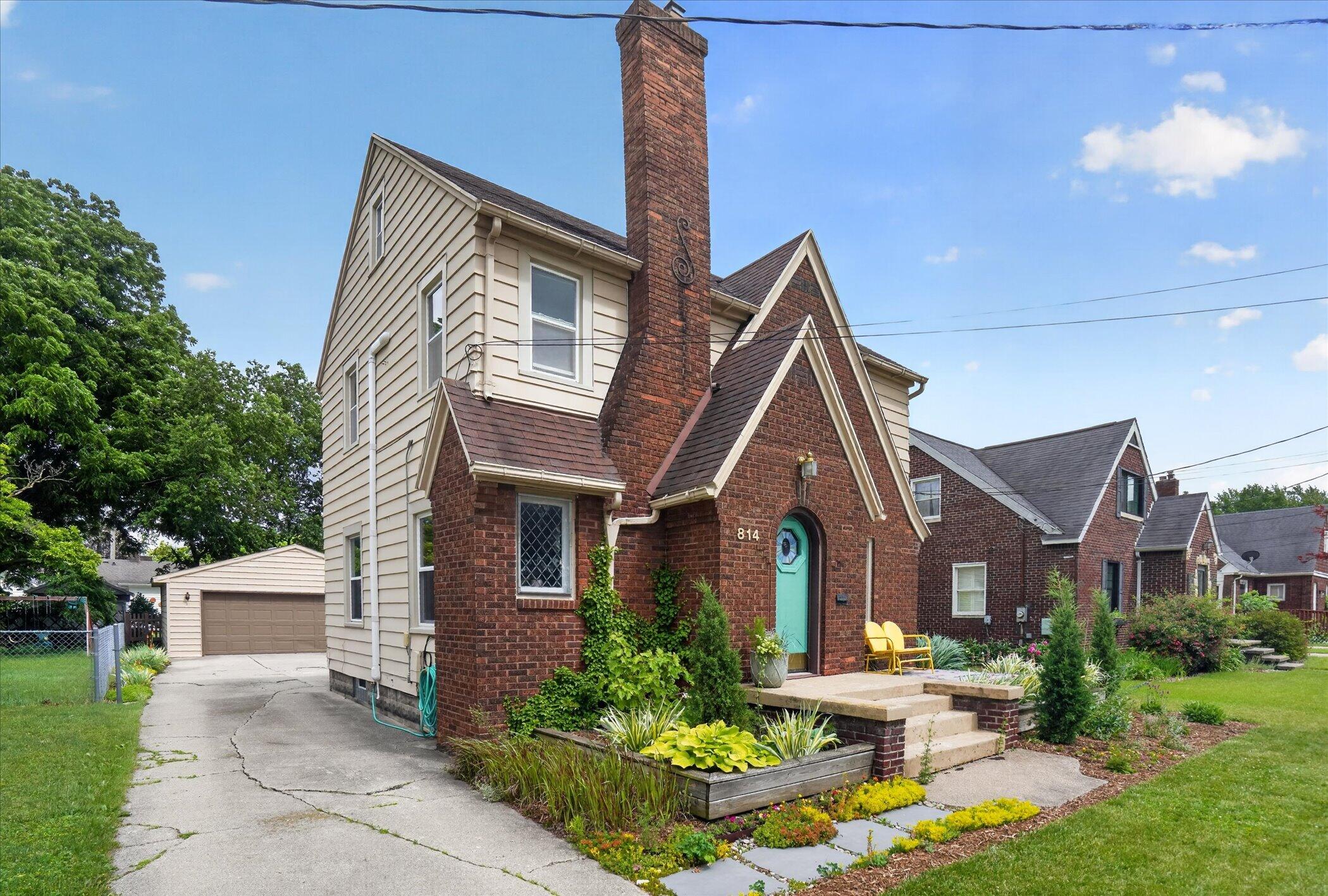 814 N Fairview Avenue