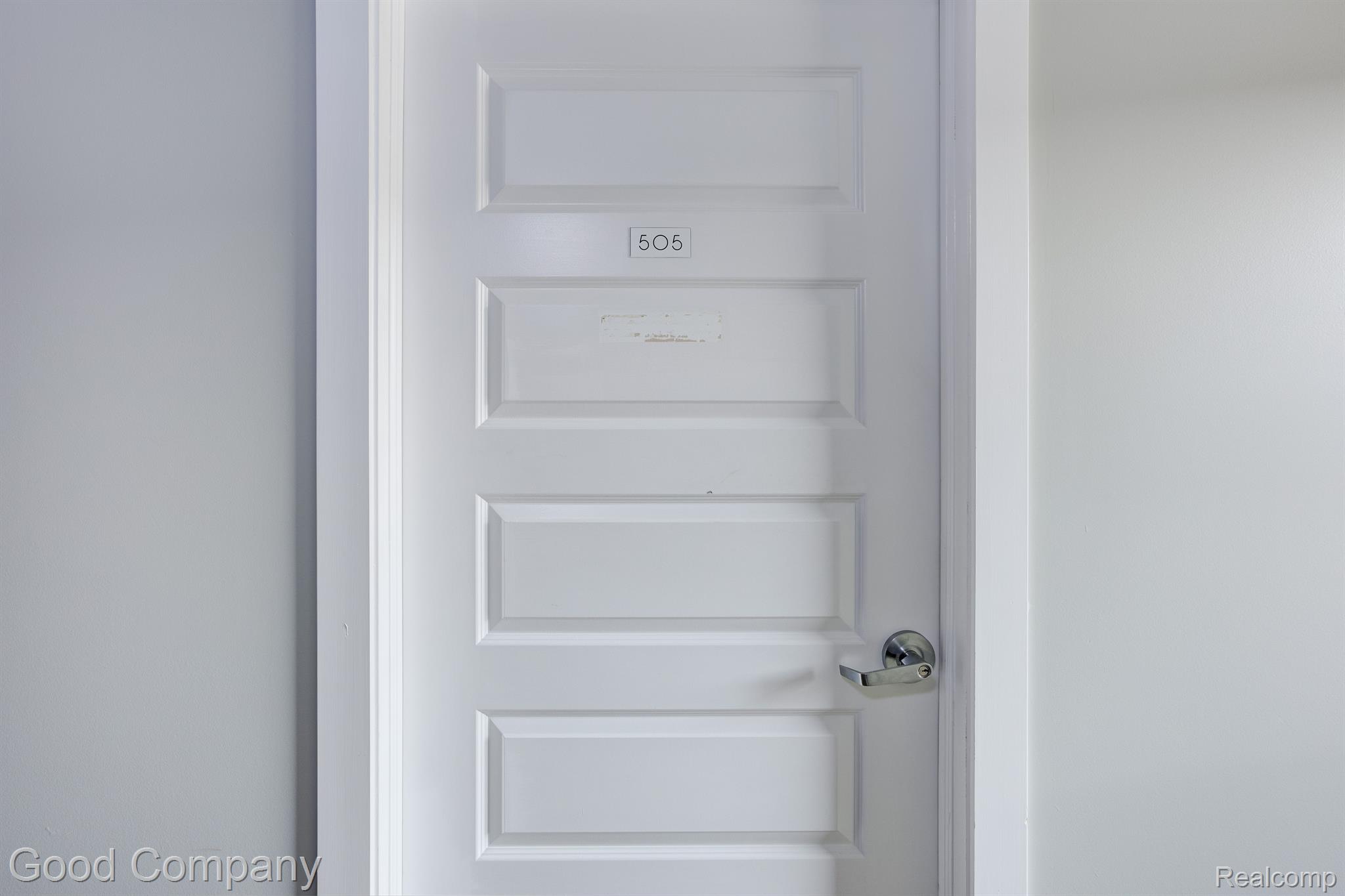 628 E PARENT Avenue 505